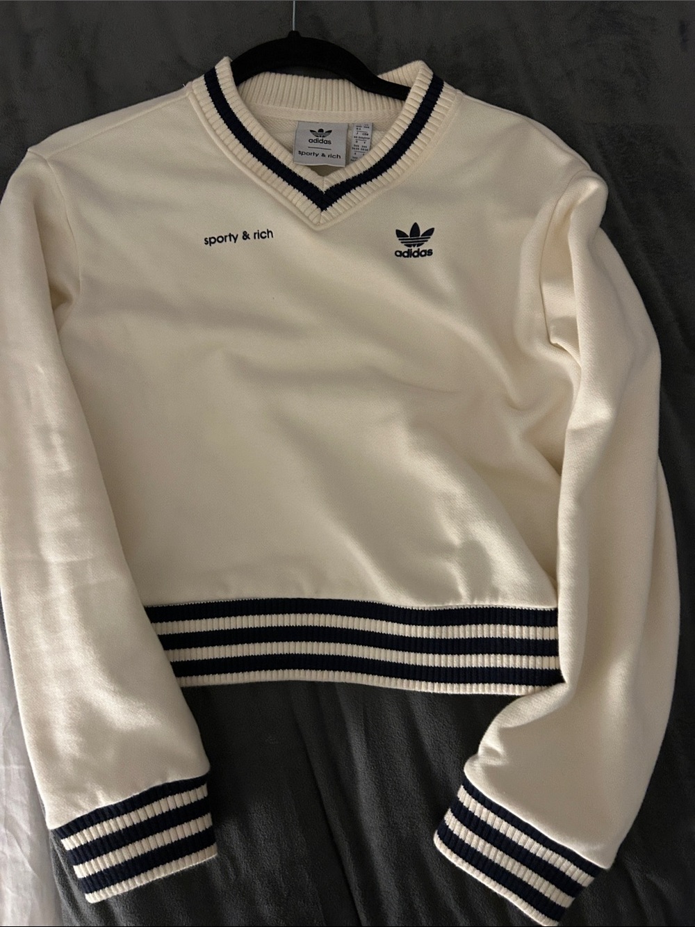 Sporty & Rich Cream V-Neck Sweater with Navy Trim